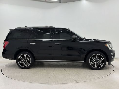 Used 2020 Ford Expedition Limited w/ Special Edition Package AWD/4WD image 8