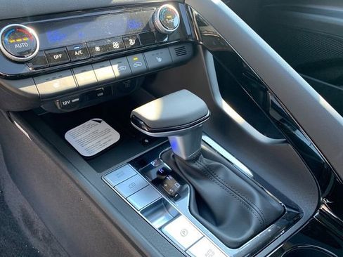 New 2026 Hyundai Elantra Limited w/ Cargo Package FWD image 16