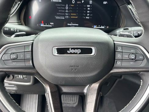 New 2026 Jeep Grand Cherokee Limited AWD/4WD image 16