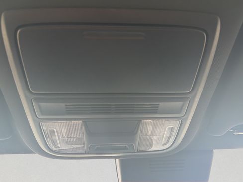 Used 2022 Honda Accord Sport image 19