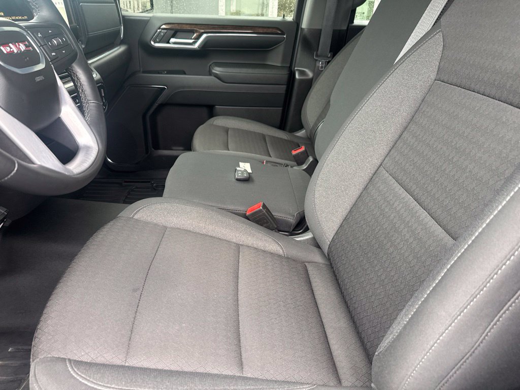 Used 2024 GMC Sierra 1500 Elevation AWD/4WD image 17