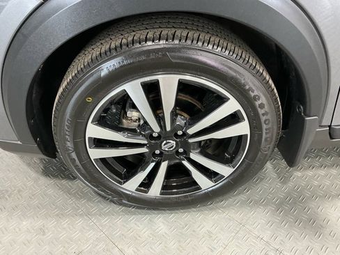 Used 2020 Nissan Kicks SV image 31
