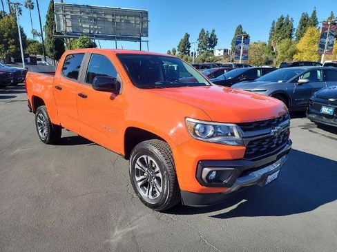 Used 2021 Chevrolet Colorado Z71 w/ Safety Package image 2