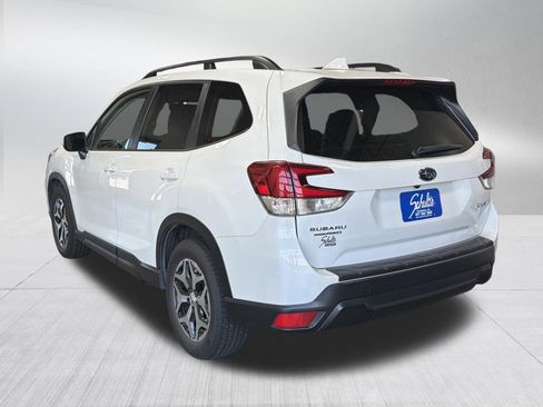 Used 2020 Subaru Forester Premium w/ Popular Package #1 AWD/4WD image 5