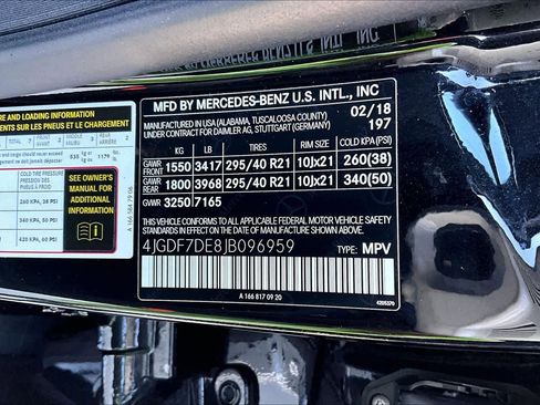 Used 2018 Mercedes-Benz GLS 550 4MATIC image 33