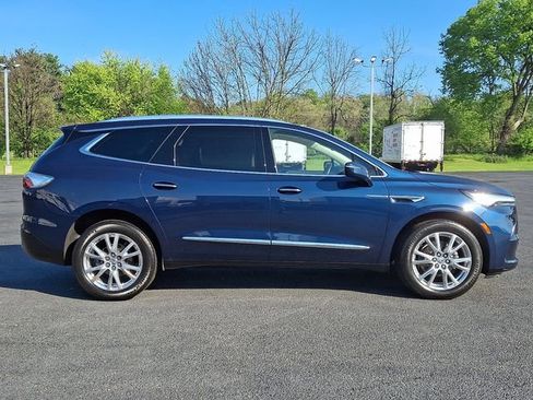 Certified 2023 Buick Enclave Essence w/ Experience Buick Package AWD/4WD image 10