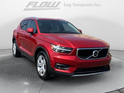 Used 2019 Volvo XC40 T4 Momentum