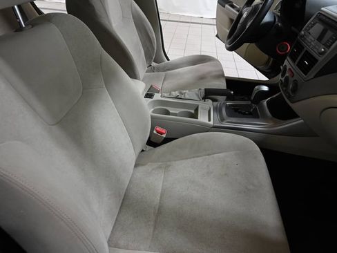 Used 2010 Subaru Impreza 2.5i Premium AWD/4WD image 21