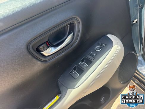 Used 2024 Honda HR-V EX-L image 11