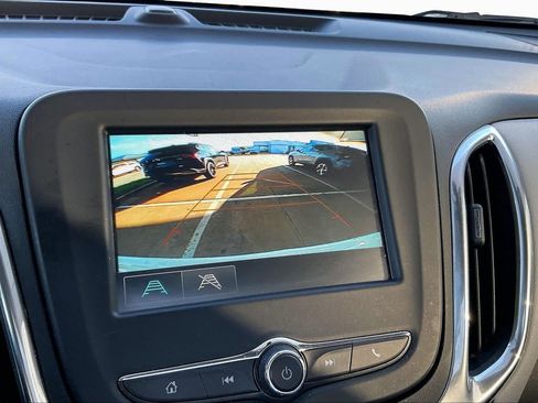 Used 2018 Chevrolet Equinox LS FWD image 26