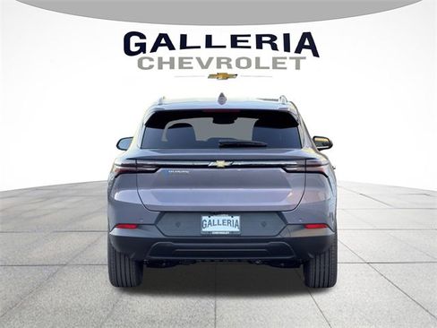 New 2026 Chevrolet Equinox EV LT image 6