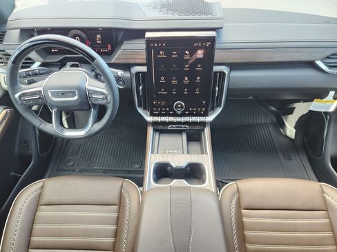 New 2026 GMC Acadia Denali Ultimate w/ LPO, Floor Liner Package image 30