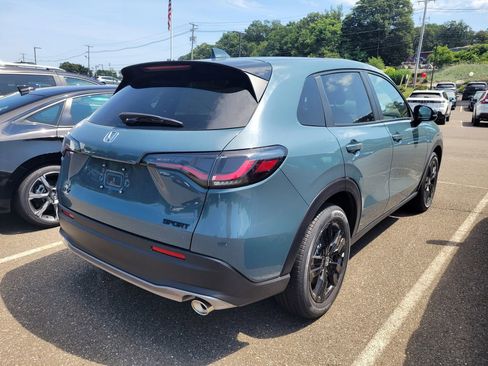 New 2026 Honda HR-V Sport image 7