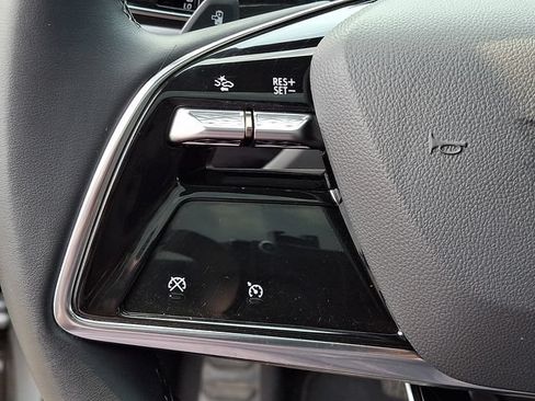 Certified 2024 Cadillac Lyriq Tech w/ Driver Assist Package RWD image 18