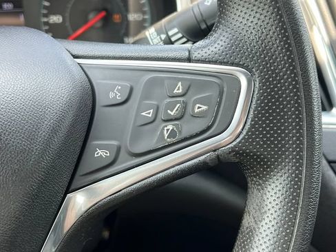 Used 2020 Chevrolet Malibu LT FWD image 19