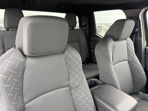 New 2026 Toyota Tacoma SR5 AWD/4WD image 3
