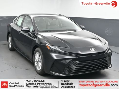 Used 2025 Toyota Camry LE w/ Convenience Package image 1