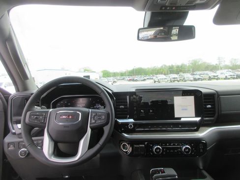 New 2026 GMC Sierra 1500 SLT w/ SLT Premium Package AWD/4WD image 14