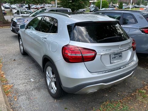 Used 2019 Mercedes-Benz GLA 250 4MATIC image 4