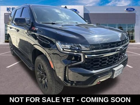 Used 2022 Chevrolet Tahoe Z71 w/ Luxury Package AWD/4WD image 1