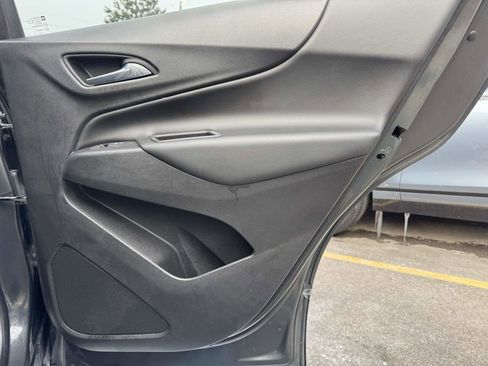 Used 2019 Chevrolet Equinox LT image 32
