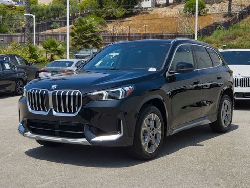 New 2026 BMW X1 xDrive28i w/ Technology Package AWD/4WD image 2
