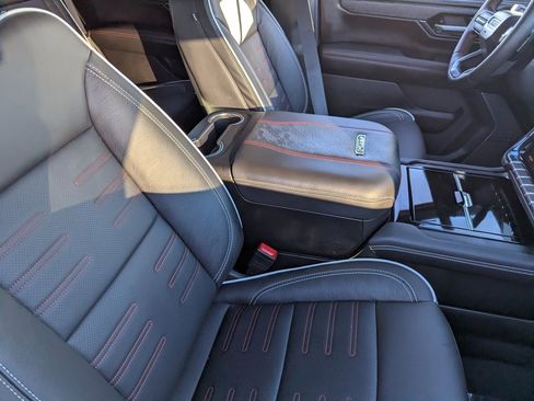 Used 2025 GMC Yukon AT4 Ultimate w/ LPO, Floor Liner Package image 11