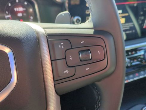 Used 2025 GMC Sierra 1500 Denali w/ Denali Reserve Package AWD/4WD image 16