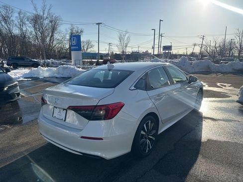 Used 2023 Honda Civic EX image 8