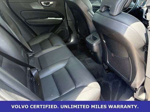 Certified 2025 Volvo XC60 B5 Core AWD/4WD image 33