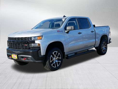 Used 2020 Chevrolet Silverado 1500 Custom Trail Boss w/ Custom Convenience Package image 3