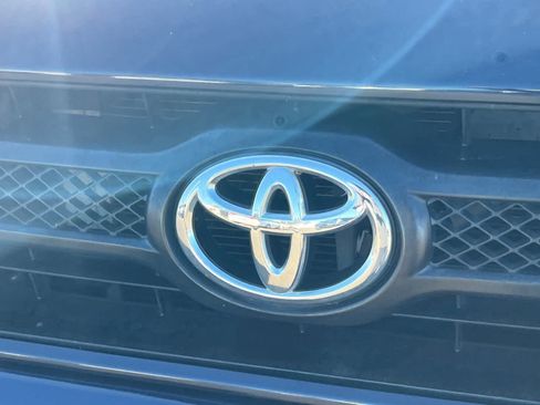 Used 2012 Toyota Tacoma 4x4 Double Cab w/ TRD Sport Pkg image 13
