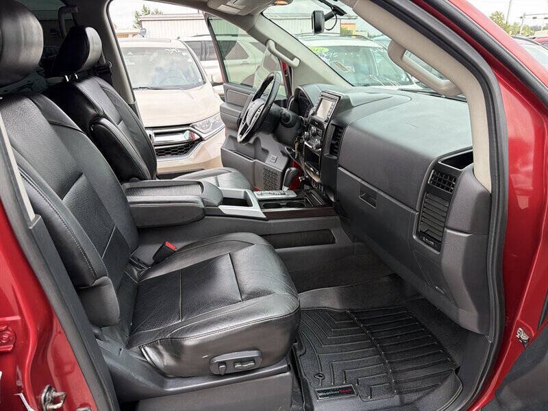 Used 2013 Nissan Titan S AWD/4WD image 17