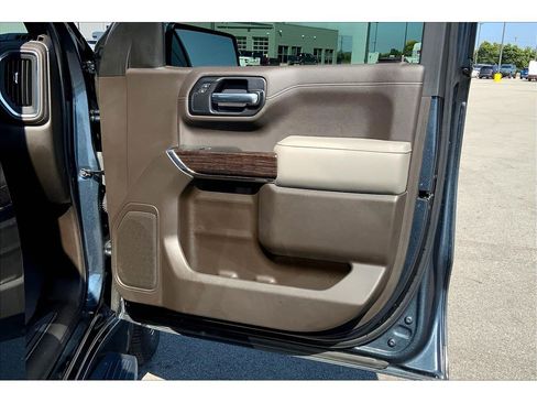 Used 2023 Chevrolet Silverado 1500 High Country w/ High Country Premium Package image 22