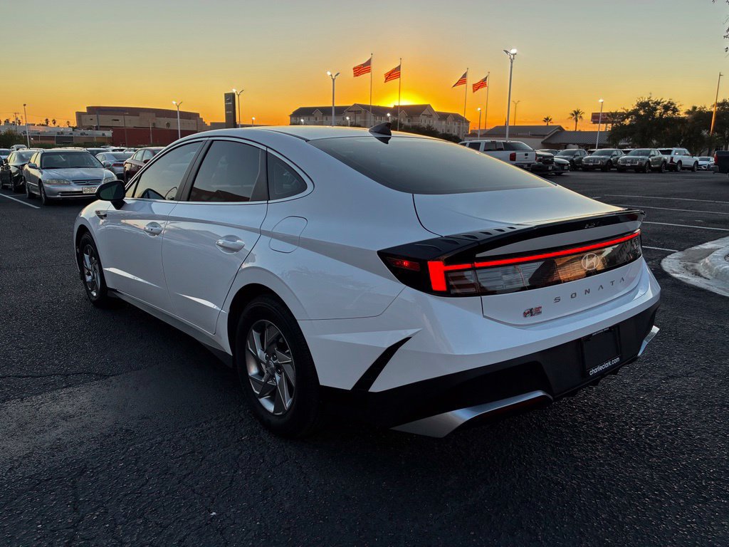 Certified 2026 Hyundai Sonata SE FWD image 3