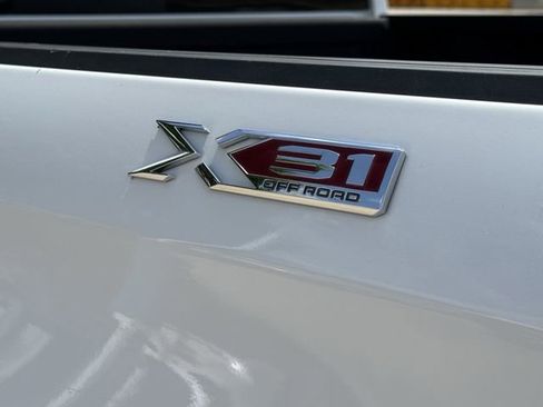 Certified 2020 GMC Sierra 1500 SLT w/ SLT Premium Plus Package AWD/4WD image 12