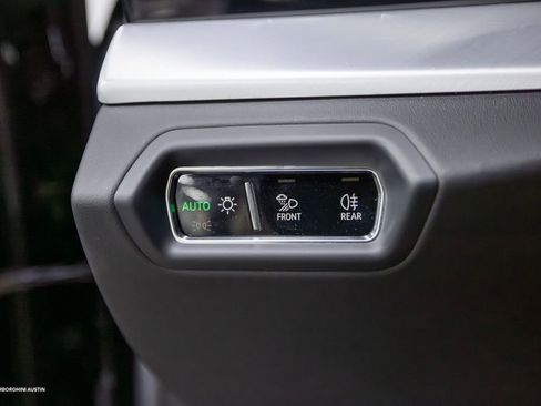 Used 2019 Lamborghini Urus AWD/4WD image 25