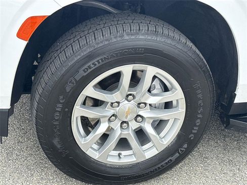 Used 2024 Chevrolet Tahoe LT image 30