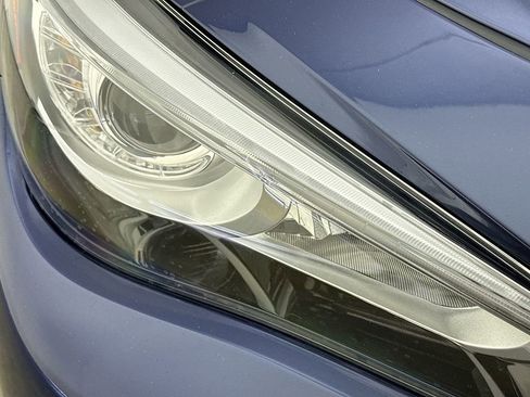 Used 2023 INFINITI Q50 Sensory image 37