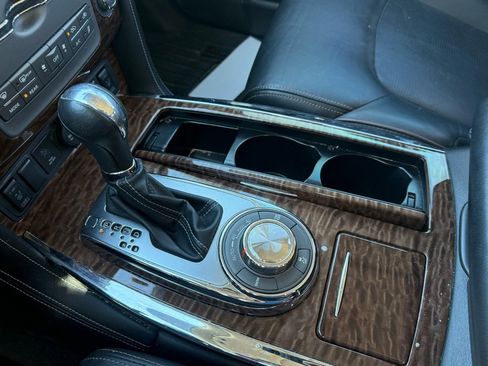 Used 2018 Nissan Armada SL w/ Moonroof Package image 17