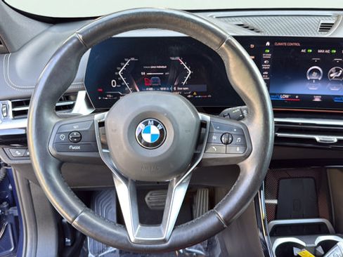 Used 2023 BMW X1 xDrive28i w/ Premium Package AWD/4WD image 16