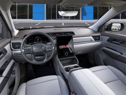 New 2026 GMC Terrain Denali w/ LPO, Floor Liner Package image 15