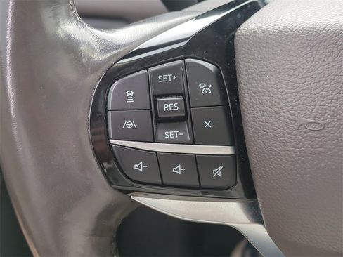 Used 2022 Ford Explorer Platinum w/ Equipment Group 601A image 28