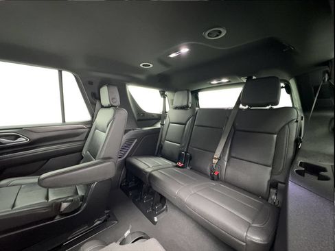Used 2024 Chevrolet Tahoe LT RWD image 26