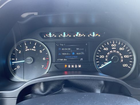 Used 2019 Ford F150 XLT w/ Equipment Group 302A Luxury AWD/4WD image 18