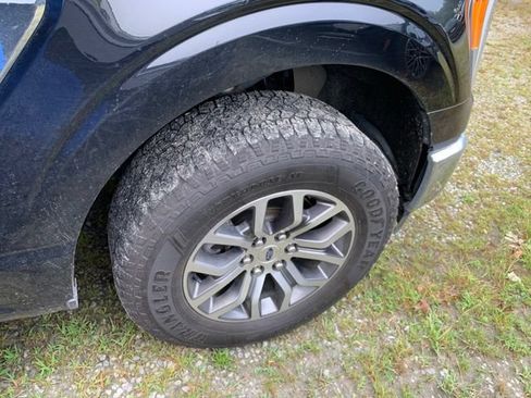 Used 2021 Ford F150 Lariat AWD/4WD image 10