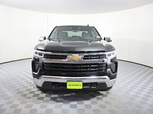 Used 2023 Chevrolet Silverado 1500 LT image 11