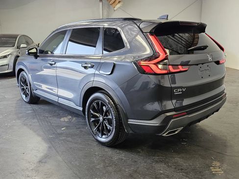 Used 2023 Honda CR-V Sport image 2