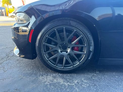 Used 2017 Dodge Charger R/T Scat Pack RWD image 27