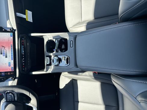 New 2026 Jeep Cherokee Limited AWD/4WD image 3